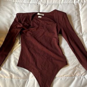 Aritzia Babaton Bodysuit